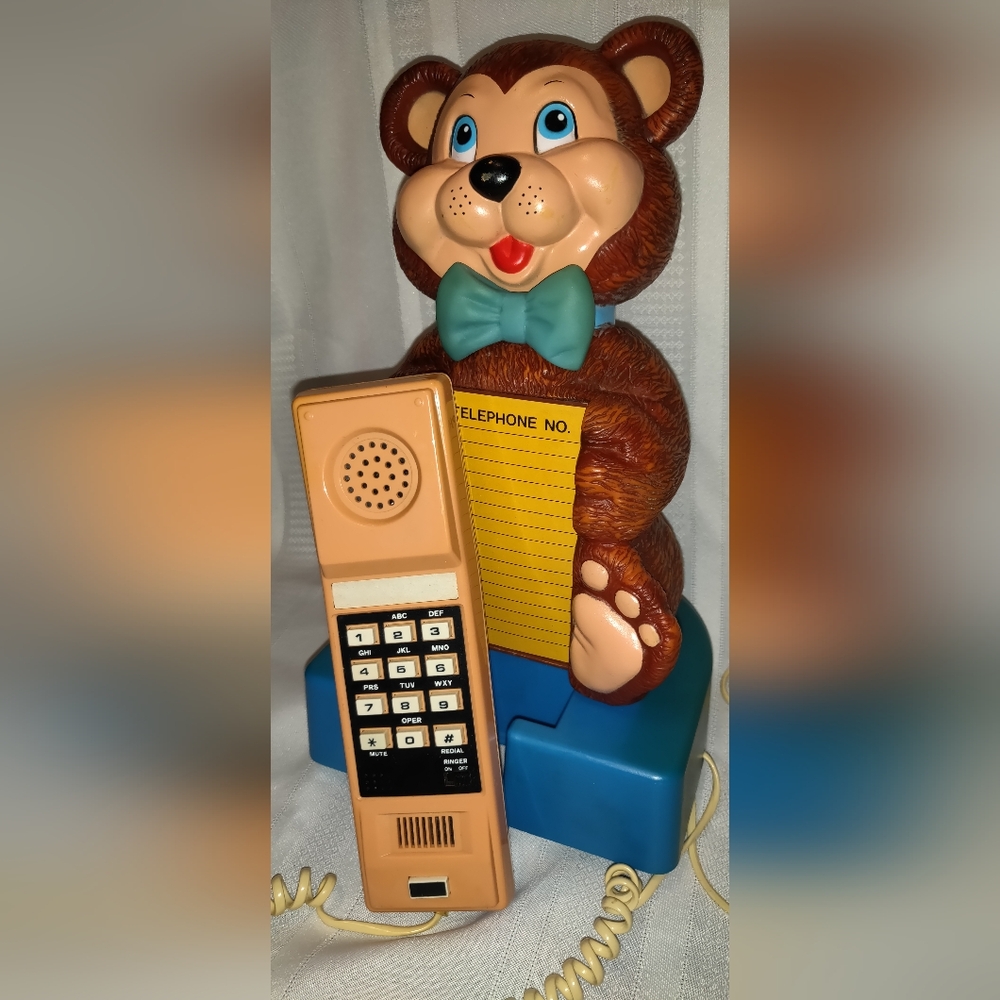 Vintage Teddy Bear Phone telephone PUSH BUTTON 80s Carlton HONG KONG